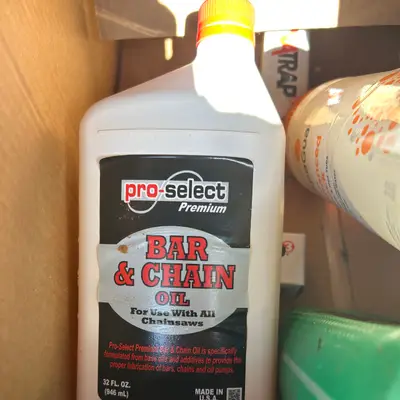 Pro-Select Premium Bar & Chain Oil (32 fl oz)