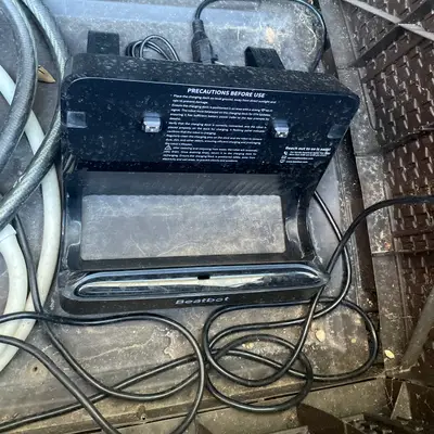 Beatbot pool cleaner charger