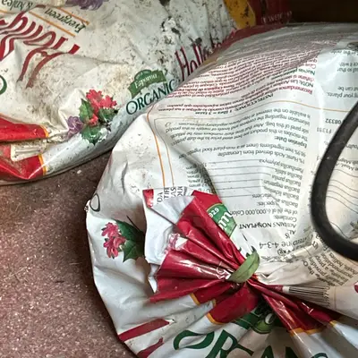 Espoma Holly-tone fertilizer