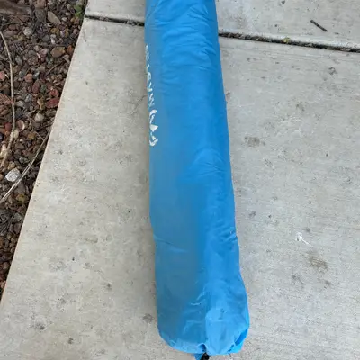 Half tent / pop-up sunshade