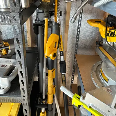 DeWalt 20V weed wacker
