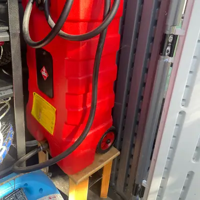 Portable wheeled fuel caddy
