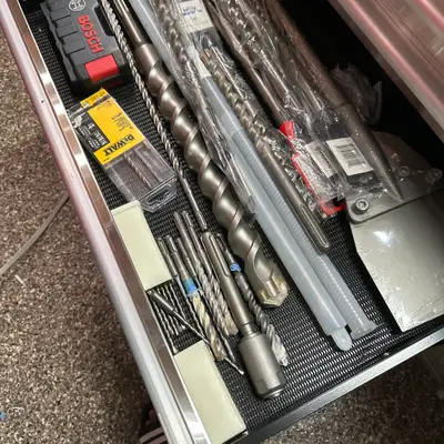 Concrete/masonry drill bits