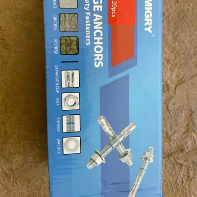 Heavy-duty wedge anchors, 20-pack