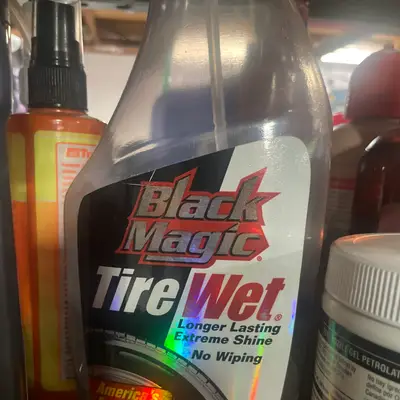 Black Magic Tire Wet Tire Shine
