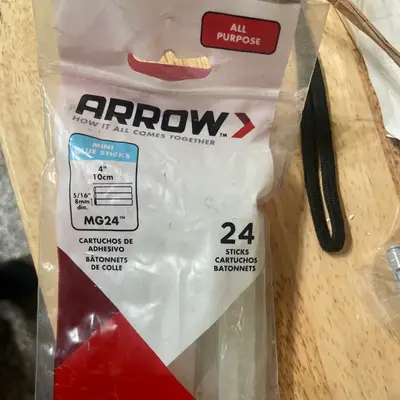 Arrow MG24 Mini Glue Sticks (24-pack)