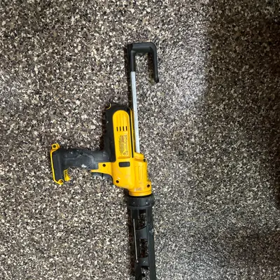 DeWalt stand-up collated screw gun