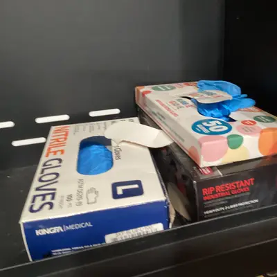 Nitrile gloves