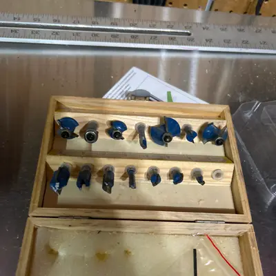 Router Bit Set (wooden case)