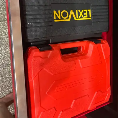 Socket and bit set cases
