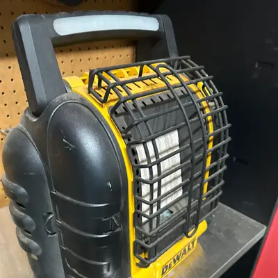 DeWalt Cordless Radiant Heater