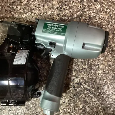 Metabo HPT NV88AH2 Pneumatic Coil Nailer